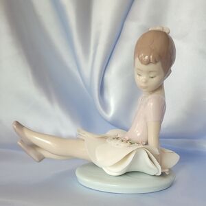 Lladro Porcelain Seated Ballerina in Cream and Pink